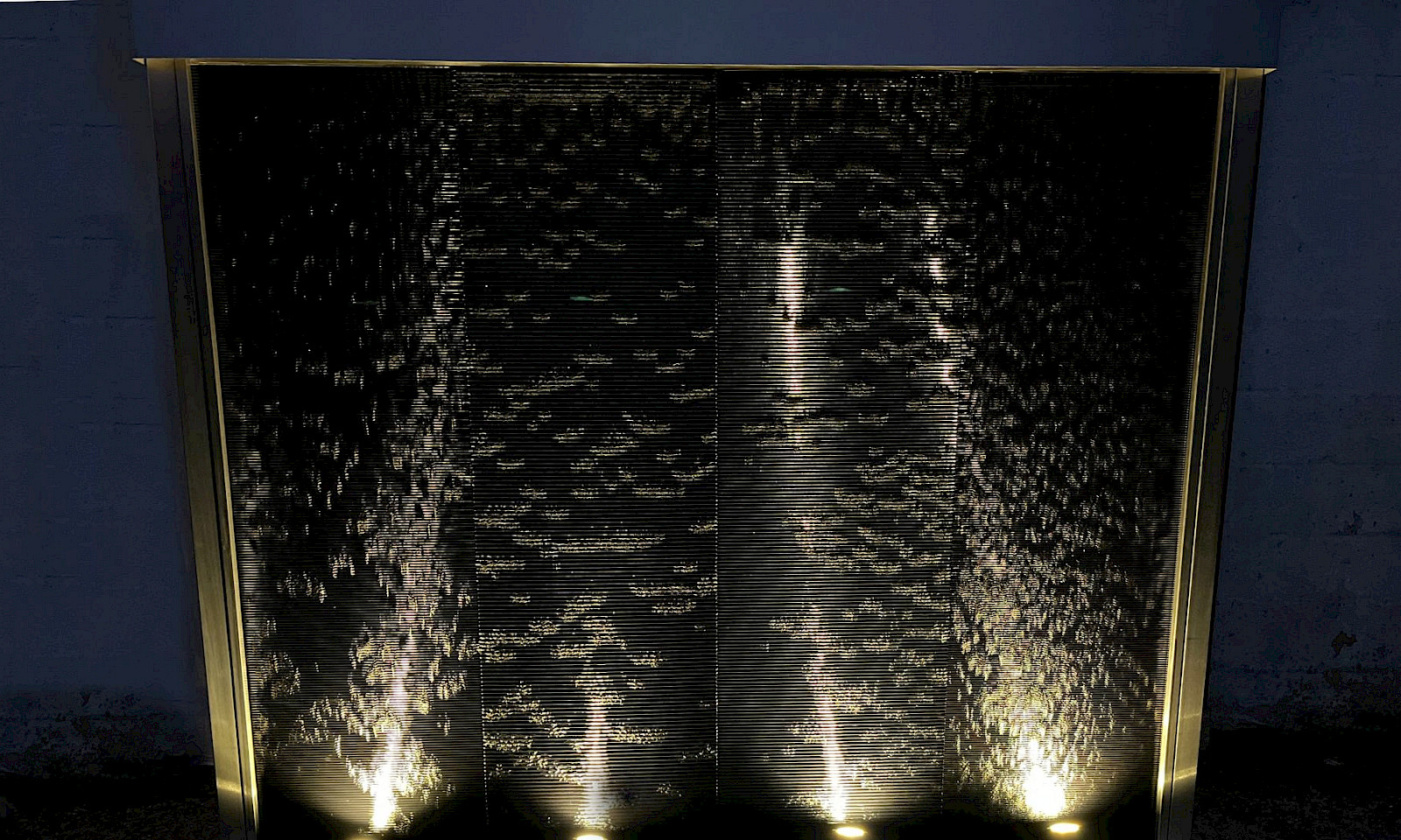 Irus Garden Water Wall image